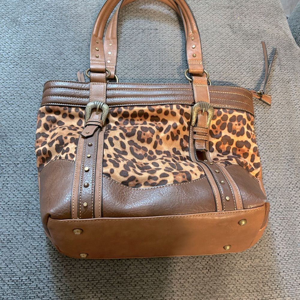 Justin’s Conceal Carry Purse in Leopard Print